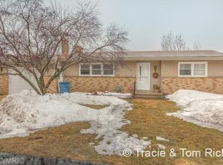 4303 Bedaki Ave NE, Lowell, MI 49331