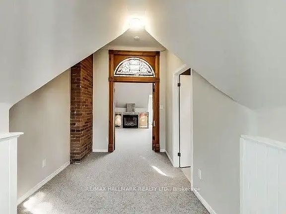 2nd image of 201 Seaton St APT 3
