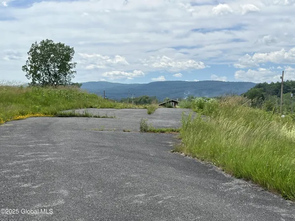 L29.7 State Route 4, Whitehall, NY 12887