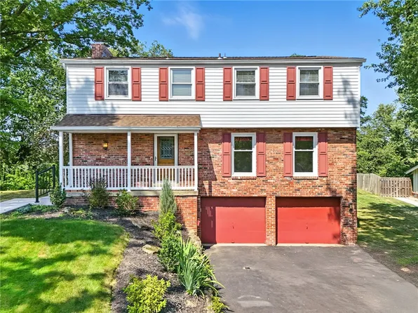 5886 Lorene Dr, Bethel Park, PA 15102