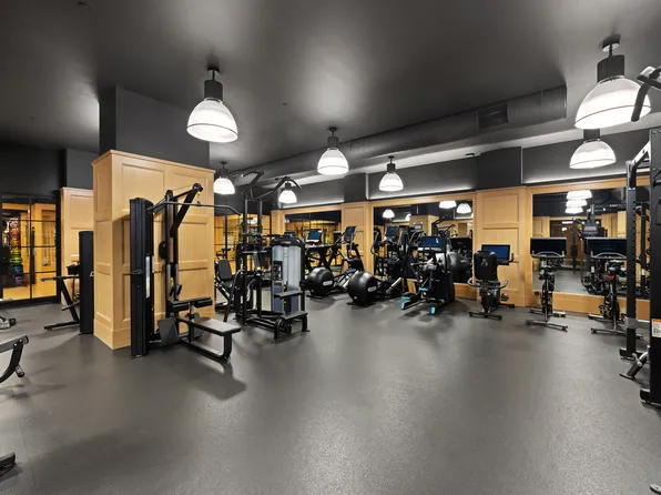 20 East End Avenue image 27 of 31