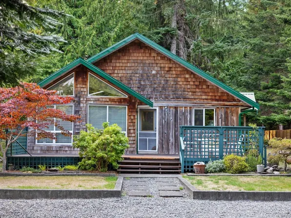 1655 Baikie Rd, Comox Valley, BC V0R 1T0