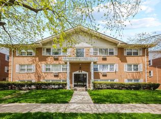 8440 W 95th St APT 12, Hickory Hills, IL 60457