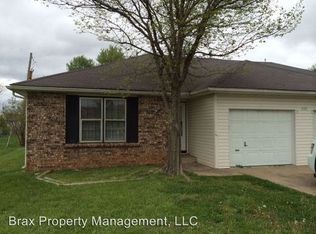 1223 W Sunset St #B, Springfield, MO 65807