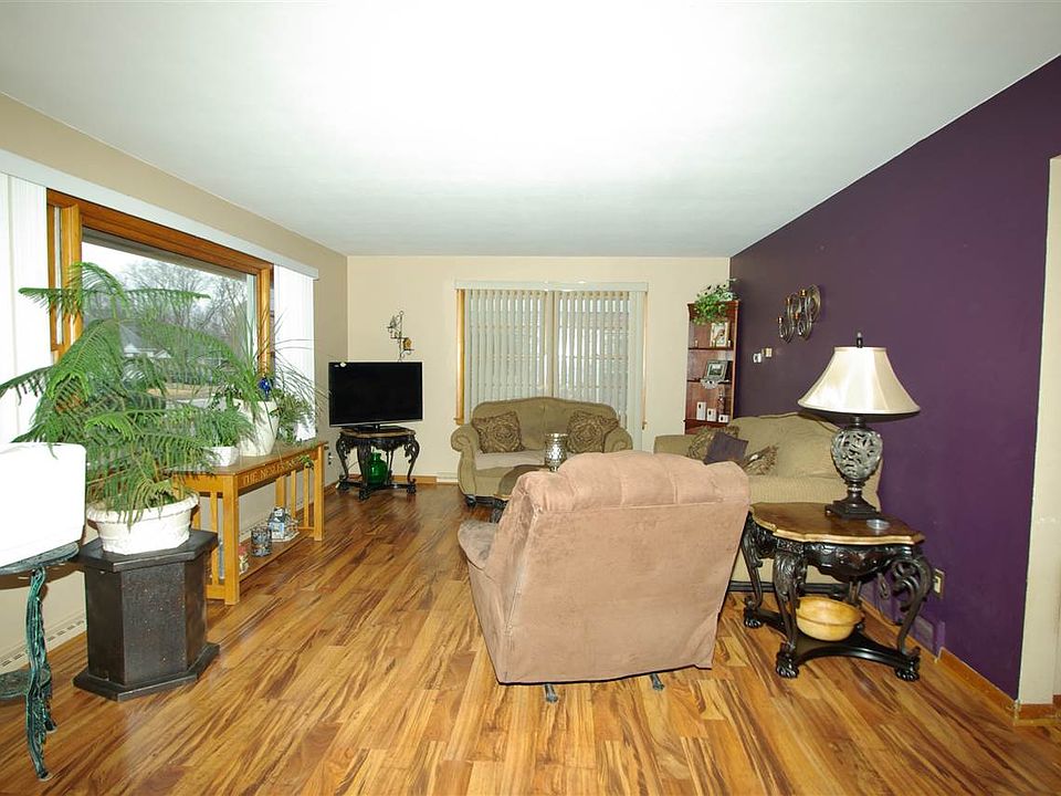 1st image of 2913 Lawndale Ave