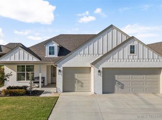 2039 E 138th Pl, Bixby, OK 74008