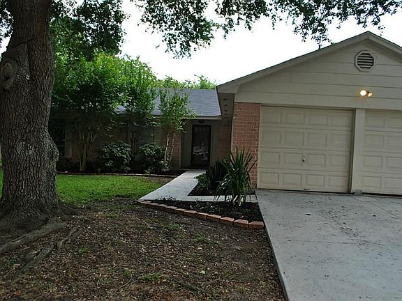 2nd image of 17215 Heritage Bay Dr