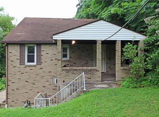 402 Chestnut St, Follansbee, WV 26037