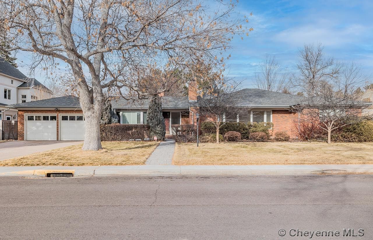 308 W 7th Ave, Cheyenne, WY 82001 | MLS #92367 | Zillow