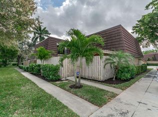 814 8th Ln, Palm Beach Gardens, FL 33418