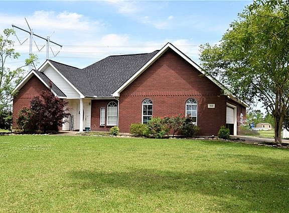 2nd image of 512 Gateway Dr