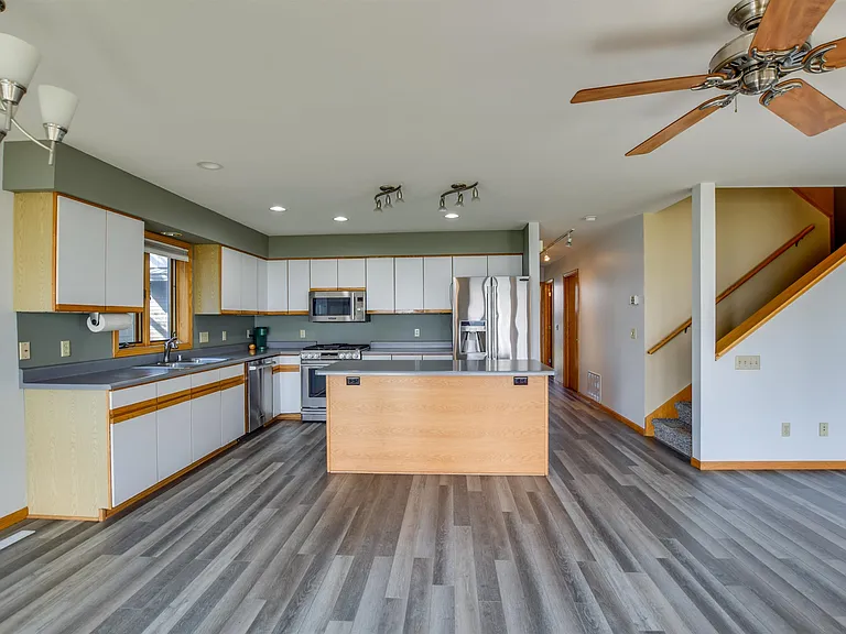 2159 Middleton Beach Rd — Photo 19