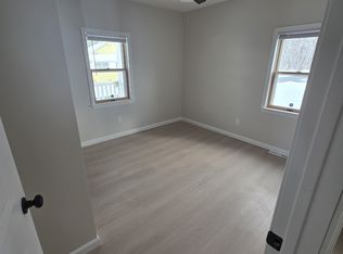 204 Tucker Ave, East Syracuse, NY 13057