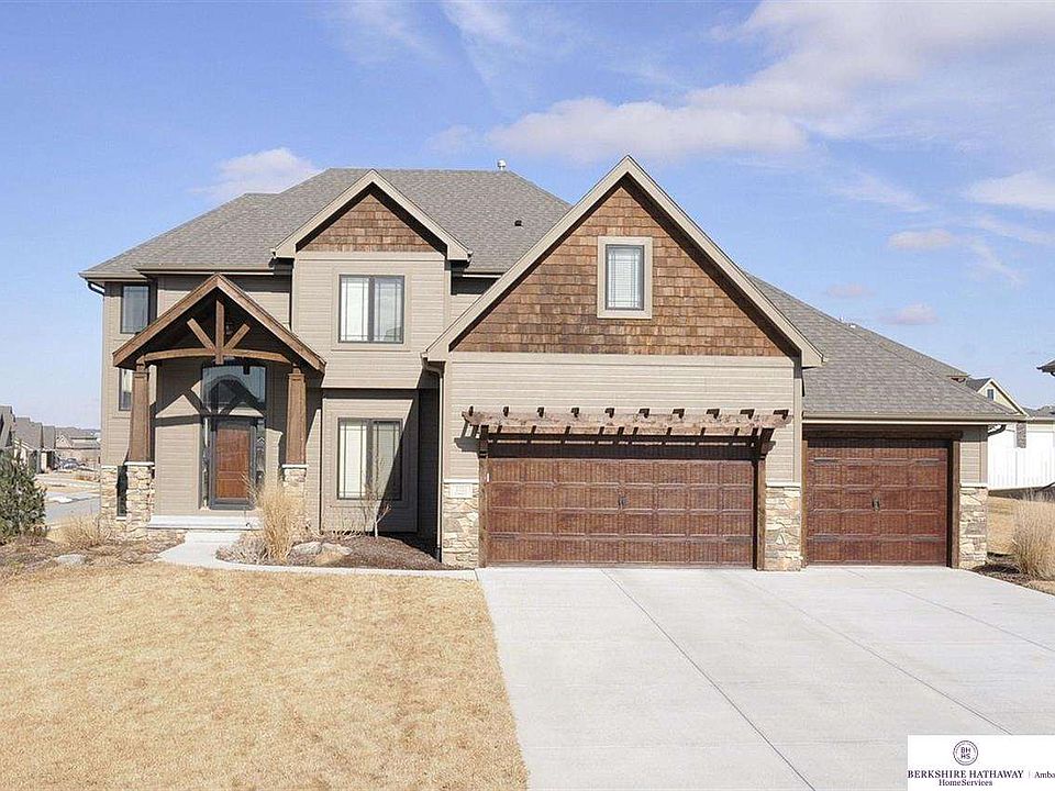 1st image of 7732 Ponderosa Dr