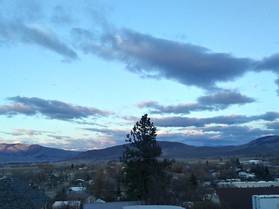 View Overlooking Hot Springs