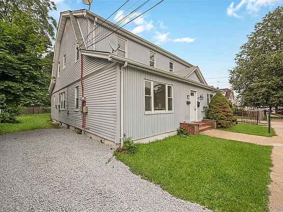 3rd image of 51 Peters Avenue