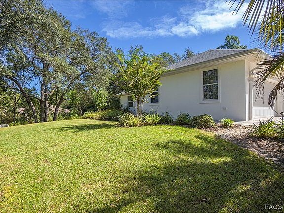 4th image of 5839 N Larkspur Way