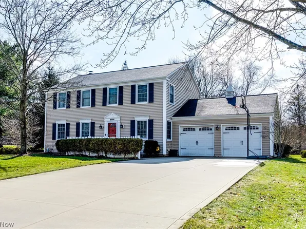 2308 Glenn Echo Dr, Hudson, OH 44236