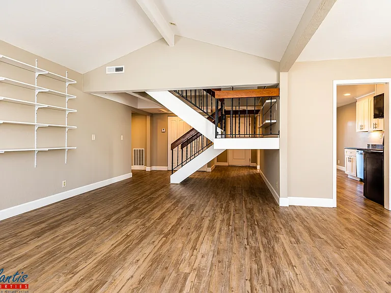4778 Eagle Lake Dr — Photo 4