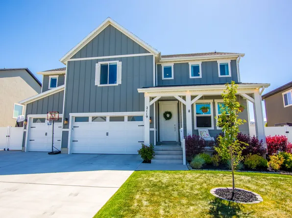 2119 S Mountain View Blvd, Woods Cross, UT 84087