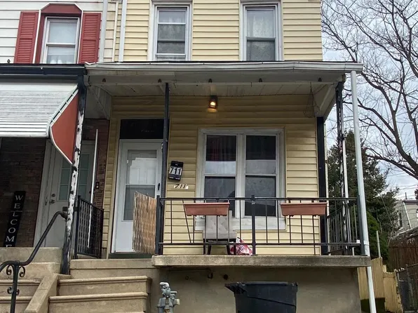 711 N 12th St, Reading, PA 19604