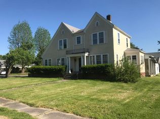 411 E Everett St, Marion, IL 62959