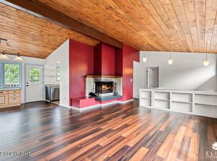 1913 S Salem Dr, Anchorage, AK 99508