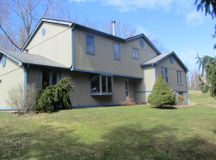4 South Ln, Katonah, NY 10536
