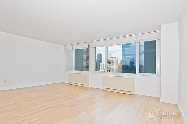 Rented by Anchor Associates | media 11