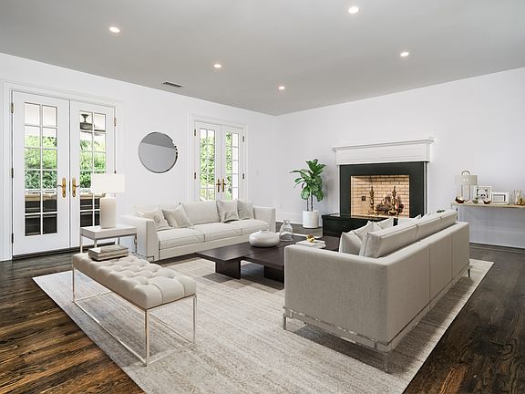 7 Highland Park Place