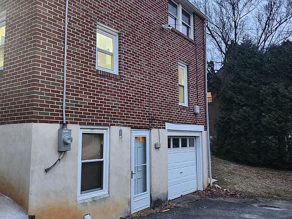 3rd image of 3716 Stoudts Ferry Bridge Rd