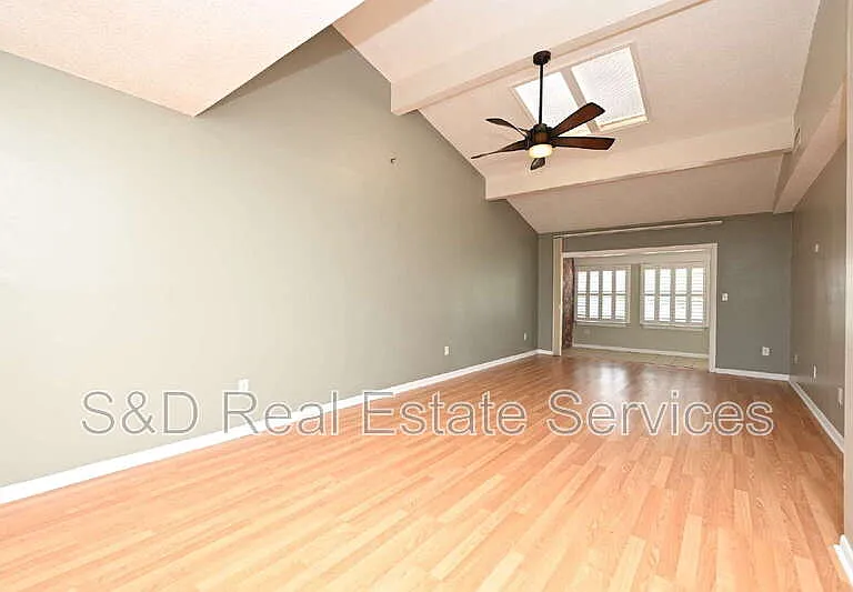 2025 Sylvester Rd #P3 — Photo 11
