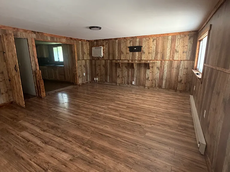 76 W Main St — Photo 3