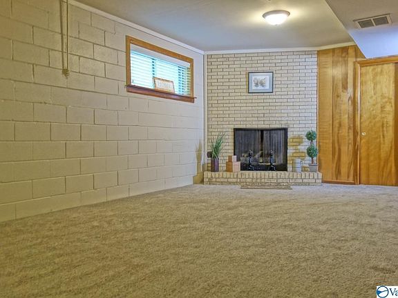 5th image of 2206 Fairfax St NE