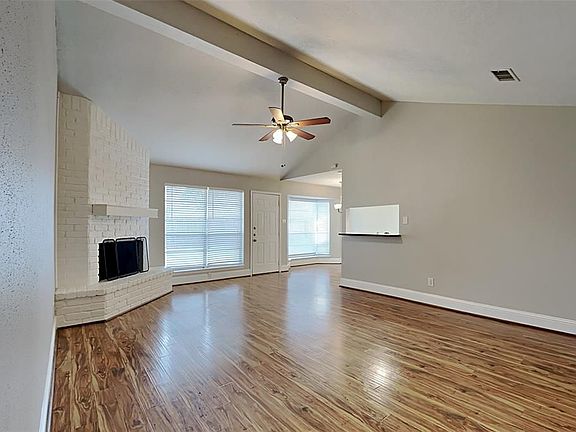 3rd image of 13607 Stonehenge Dr