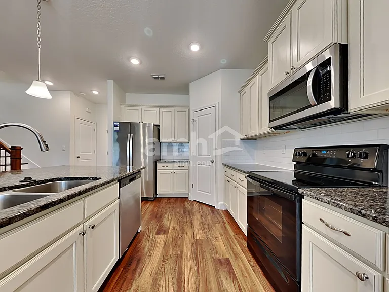 644 Sunny Stroll Dr — Photo 3