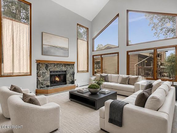 2nd image of 3321 Capstan Ct