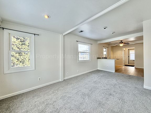 3rd image of 824 E Barrett Ave