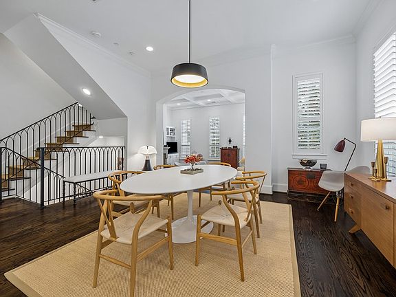 4th image of 1211 Wynden Commons Ln
