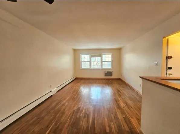 938 E 81st St #1, Brooklyn, NY 11236