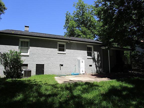 2nd image of 501 Orange St