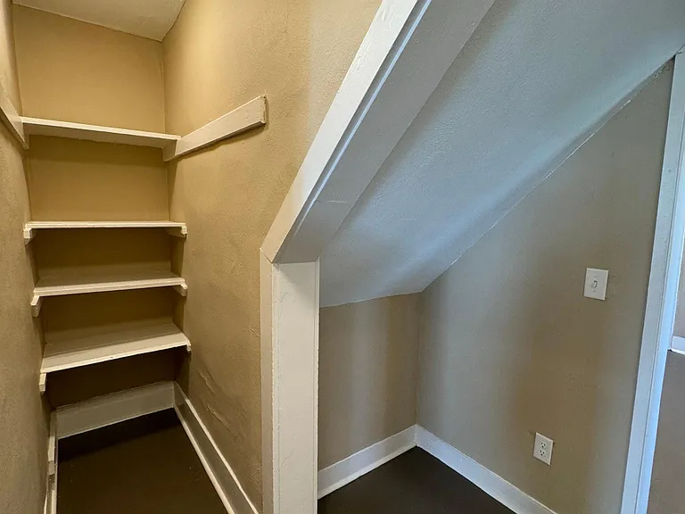 119 Clinton St #3 — Photo 8