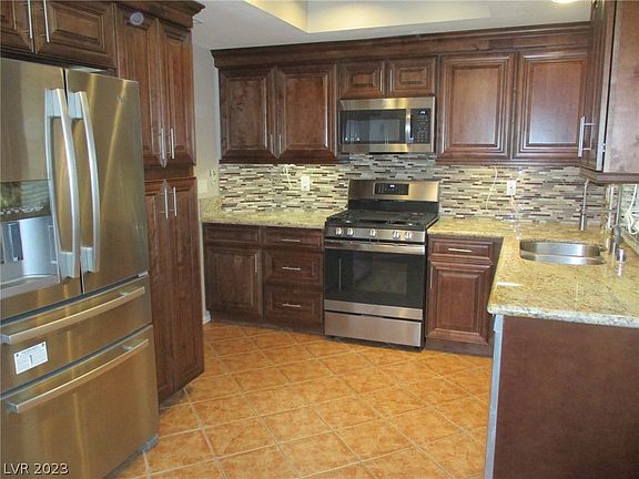 5th image of 4549 Rapallo Ct
