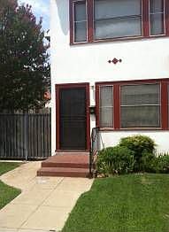 2nd image of 1541 N Van Ness Ave