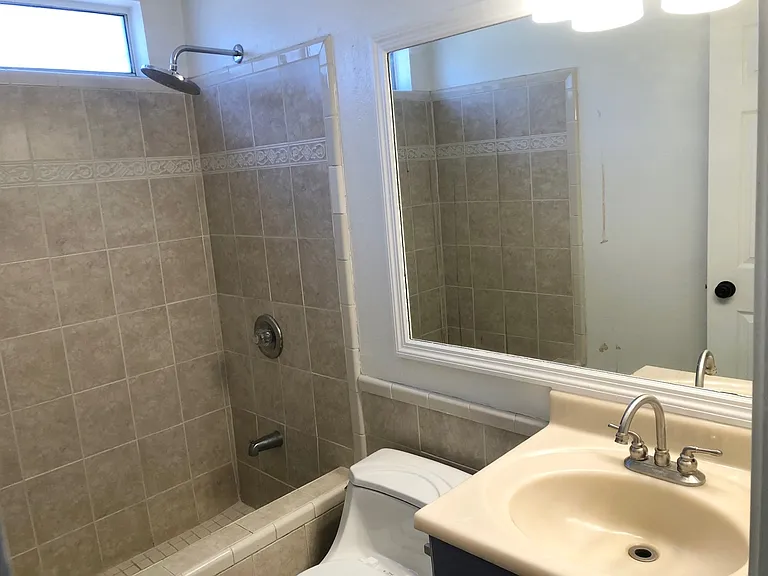 1515 N Nebraska St — Photo 33