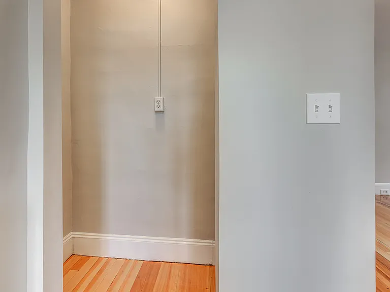 54 Fuller St #3L — Photo 11