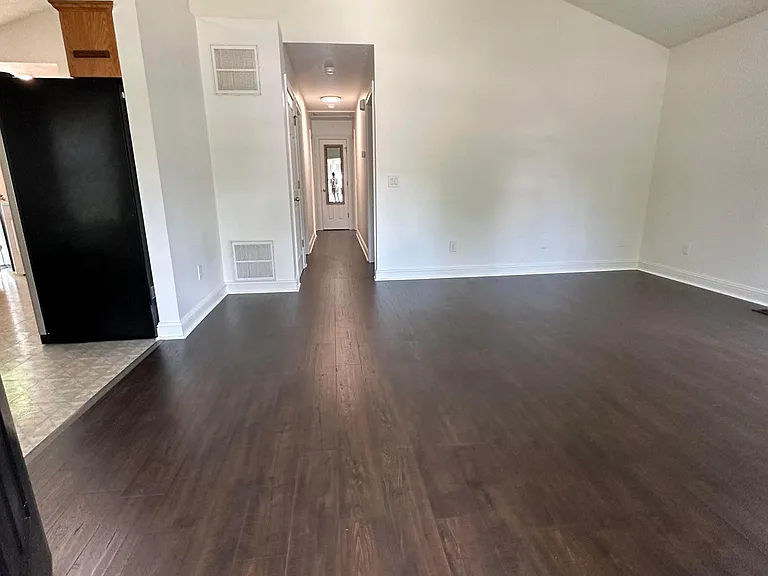 542 Virginia Ave — Photo 24