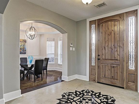 3rd image of 18610 La Paloma Estates Dr