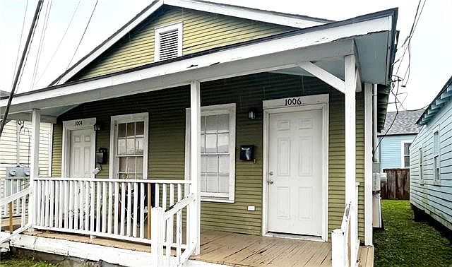 1st image of 1006 Newton St