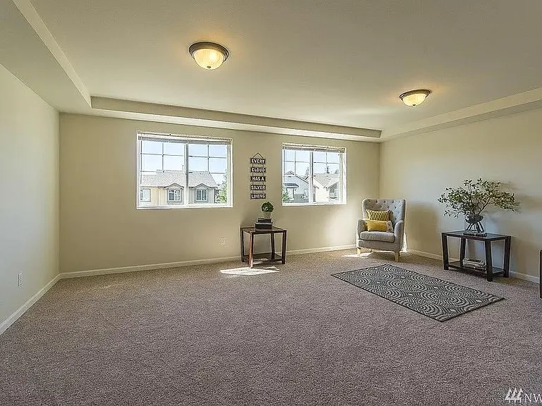 Very Large Bonus Room